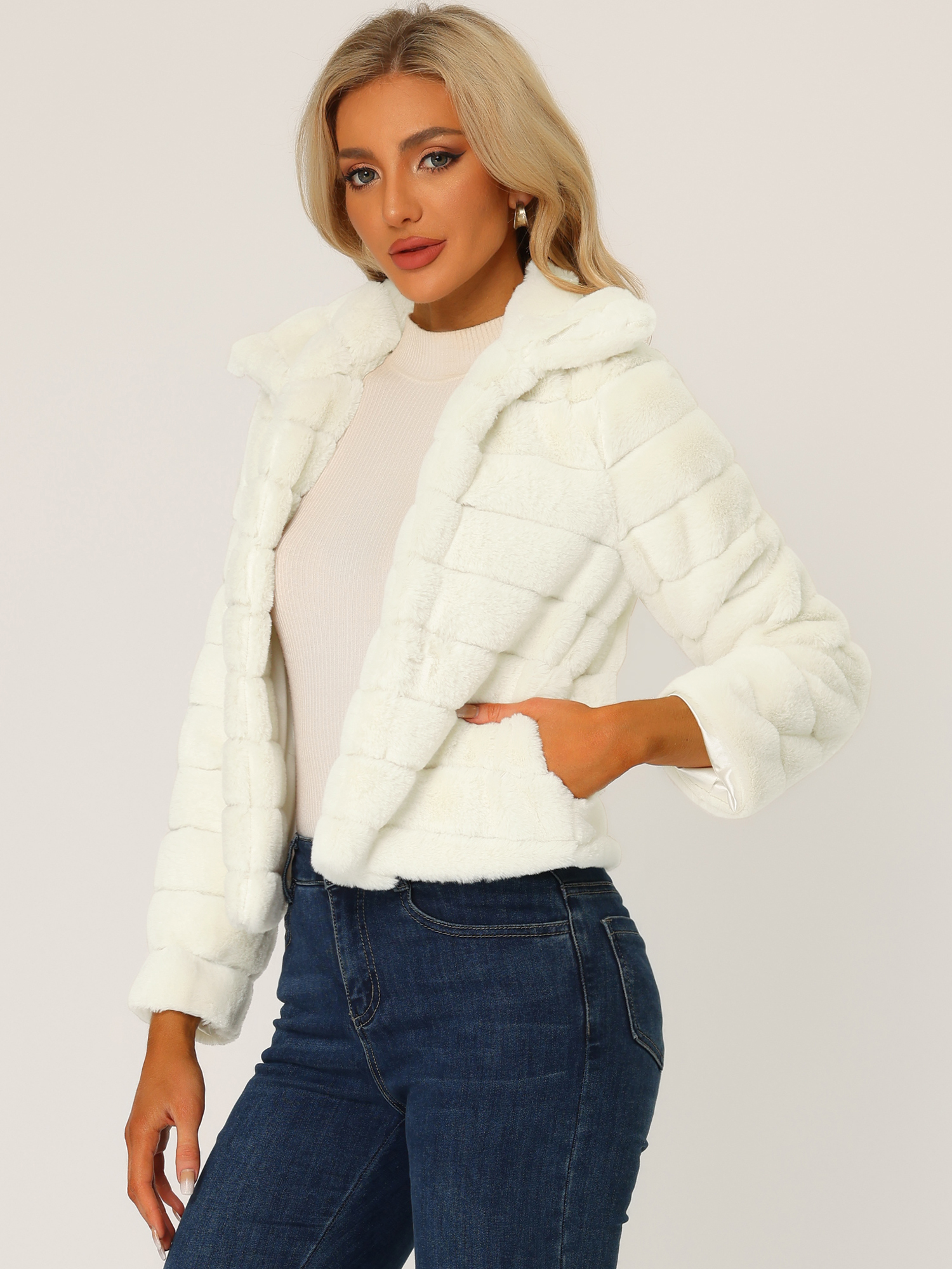 Fluffy Collar Warm Winter Cropped Faux Fur Coat White/L