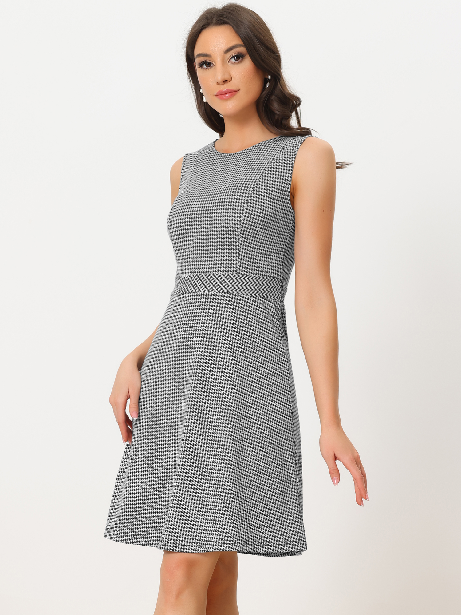 Plaid Sleeveless Fit and Flare Houndstooth Work Dress Black Houndstooth/M