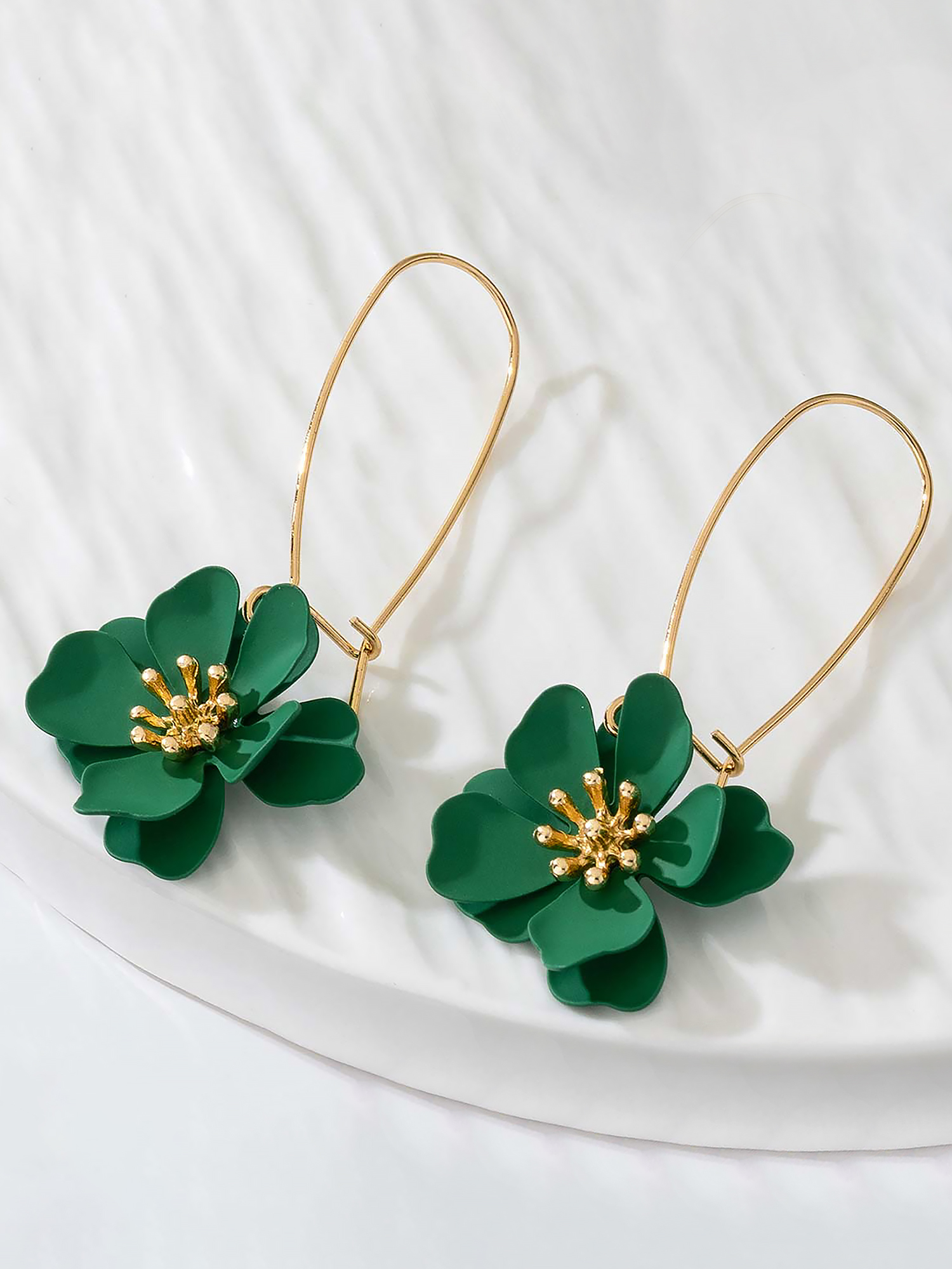 Boho-Chic Floral Drops Flower Pendant Dangle Gold Plated Petals Earrings Green/One Size