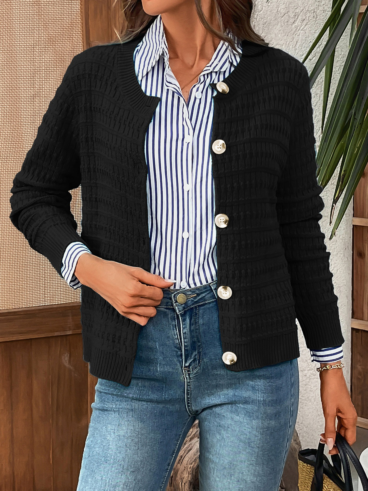 Round Neck Long Sleeves Button Down Knitted Cardigans Black/S
