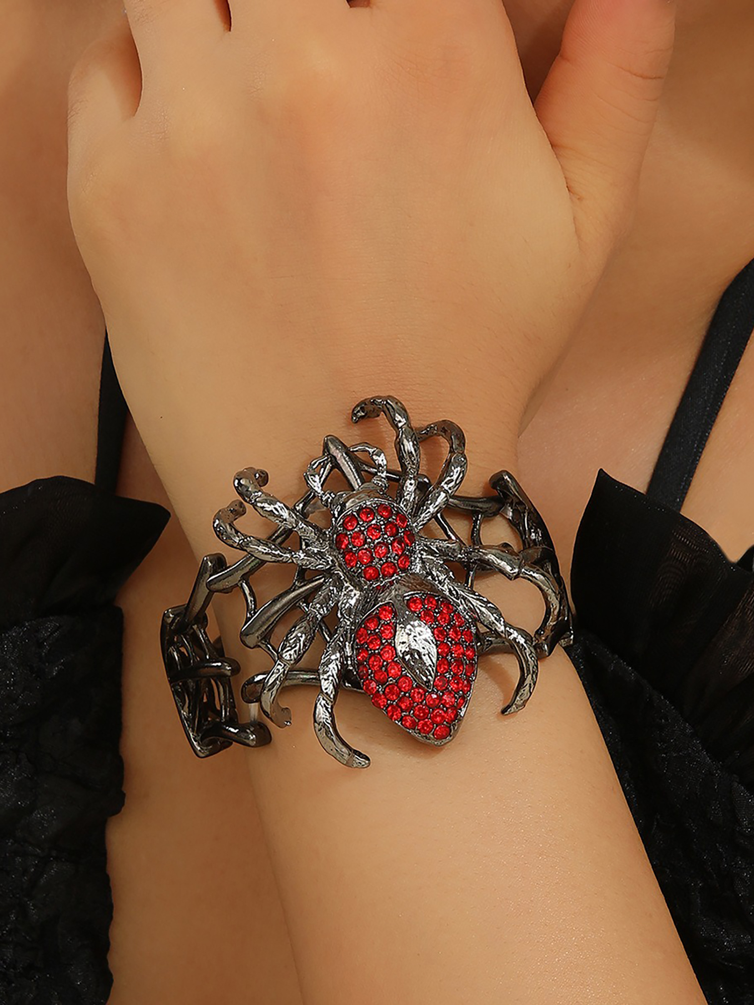 Halloween Alloy Faux Diamonds Spider Bracelet Black/One Size