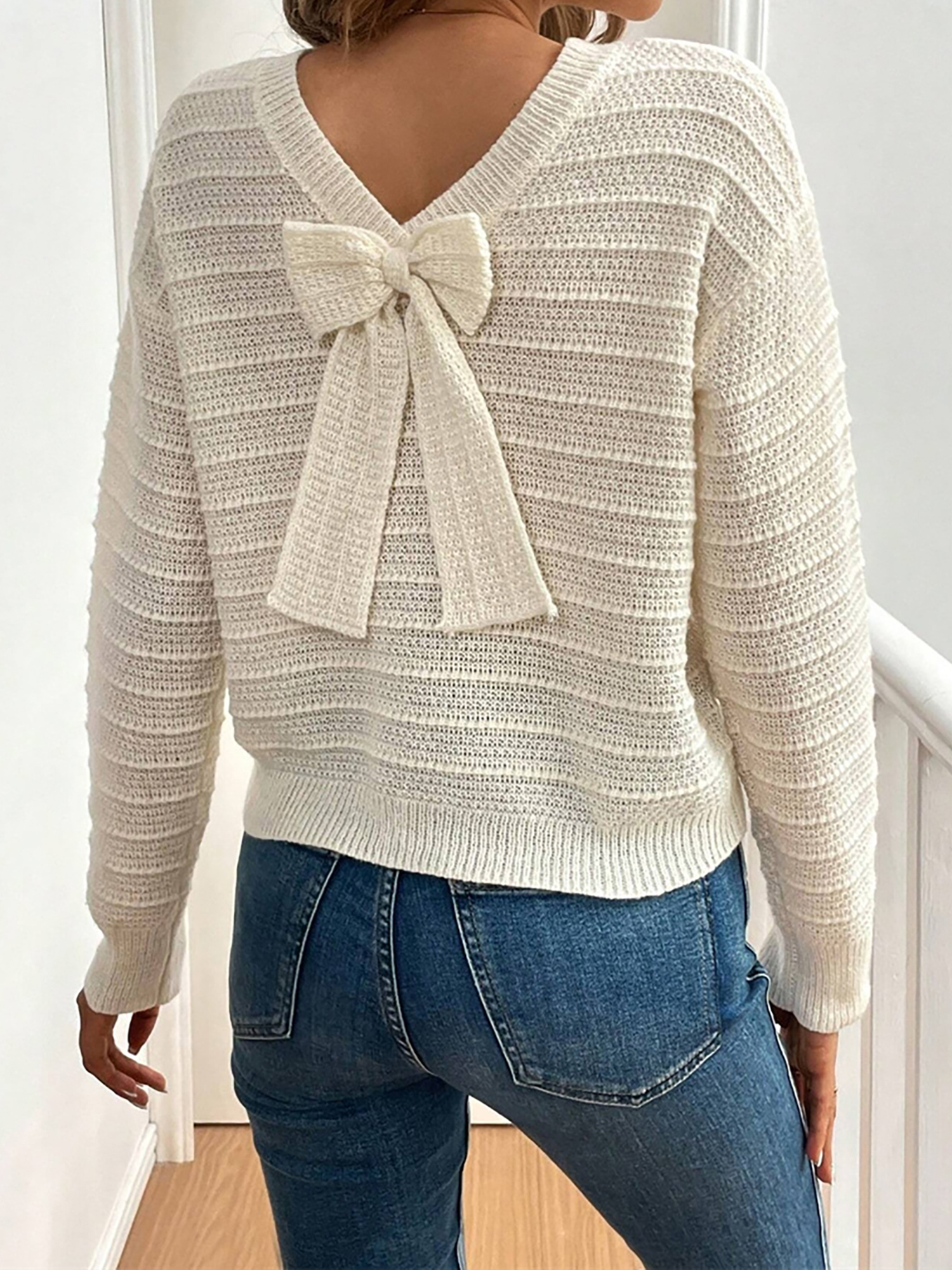 Crew Neck Long Sleeves Back Bow Casual Sweater White/S
