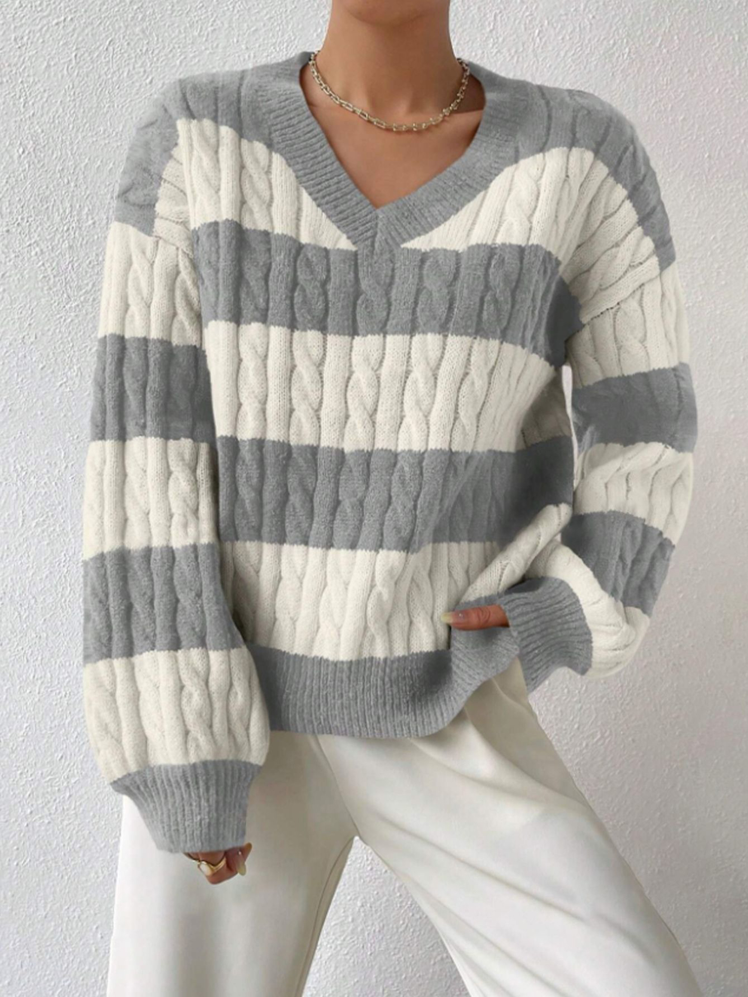 V Neck Striped Colorblock Cable Knit Sweater Light Gray/M