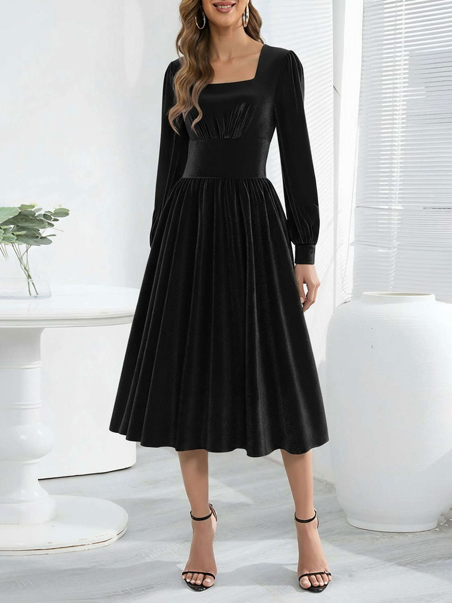 Square Neck Long Sleeve Velvet Christmas A-Line Dress Black/XS