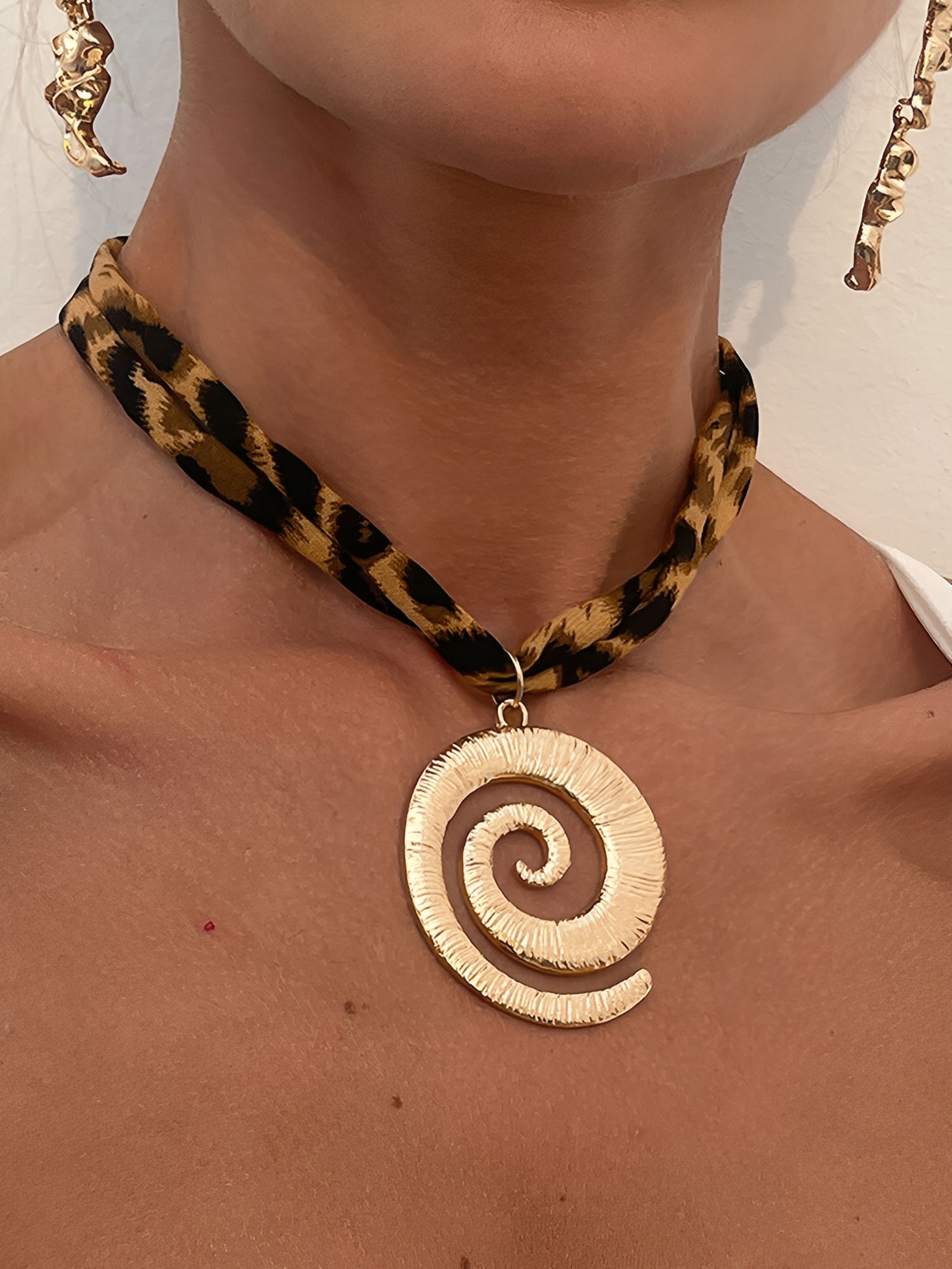 Alloy Pendant Leopard-Print Cotton Necklace Gold/M