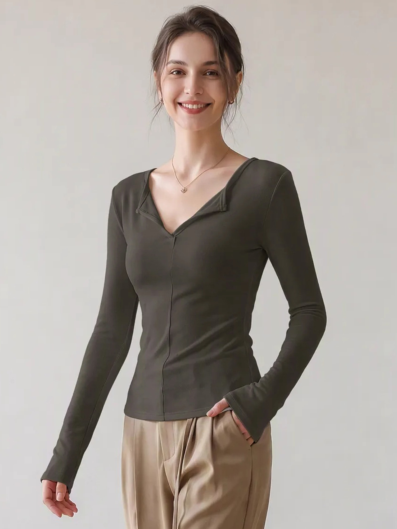 V Neck Solid Color Slim Fit Long Sleeve T-shirt Grey/S